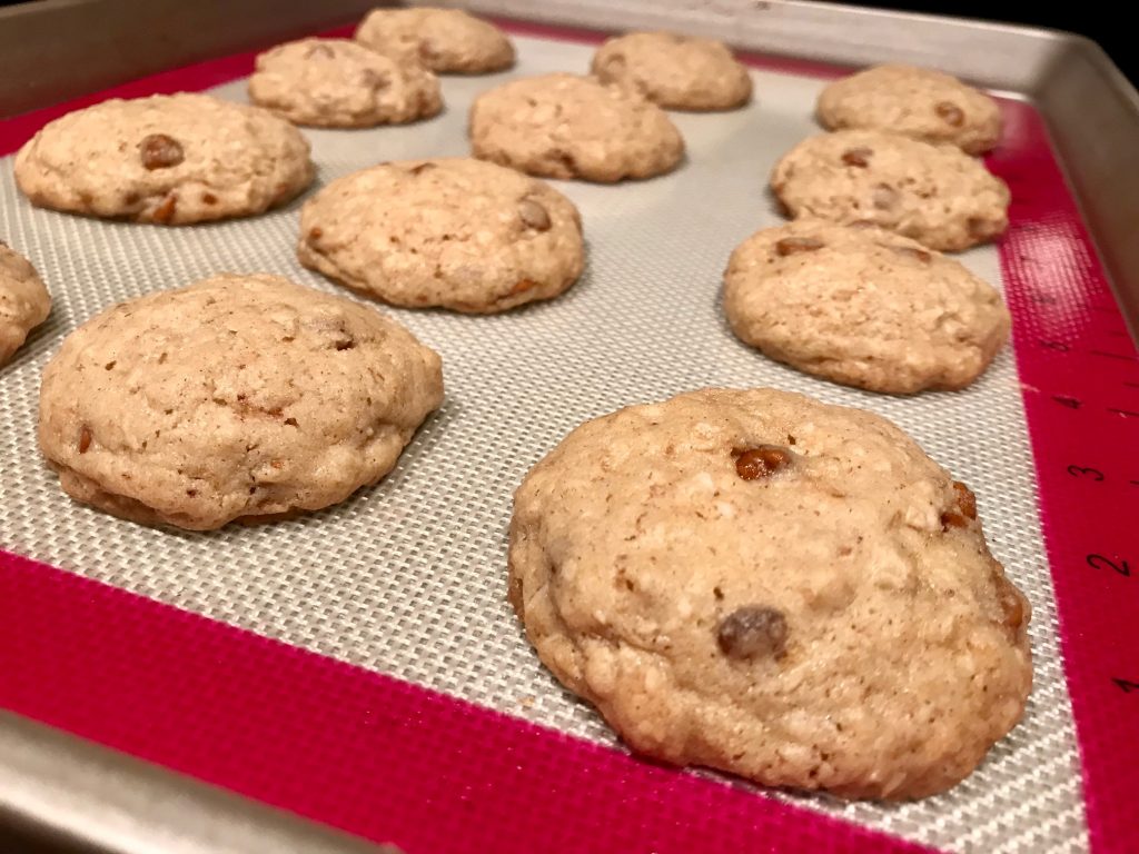 the best holiday cookie recipes - brown butter cinnamon chip oatmeal cookies