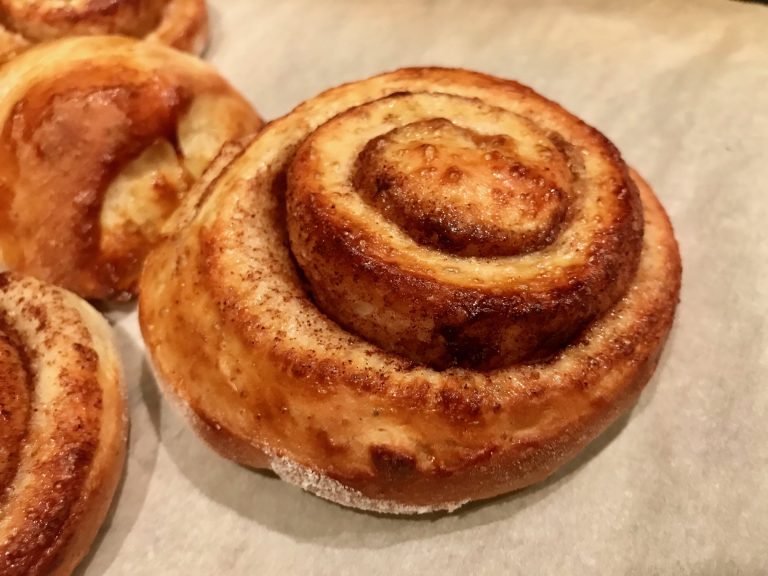 Norwegian Skillingsboller (Cinnamon Bun Pastries)