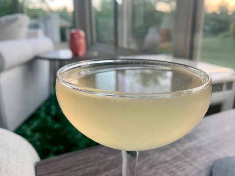 A French Gimlet Cocktail With Gin