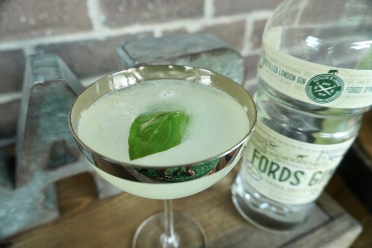 Basil Gin Gimlet Cocktail