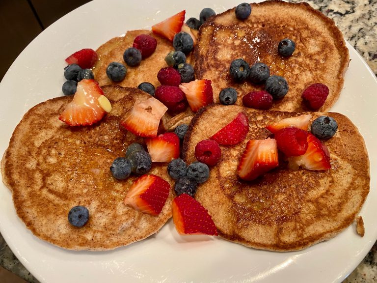 Easy Almond Flour Pancakes (Naturally Gluten-Free, Keto, Low Carb)