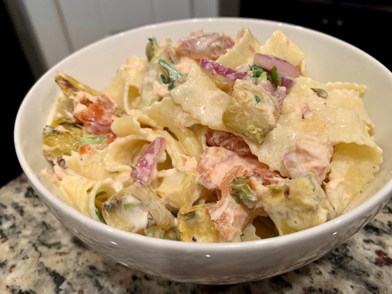 Creamy Smoked Salmon Pasta with Veggies