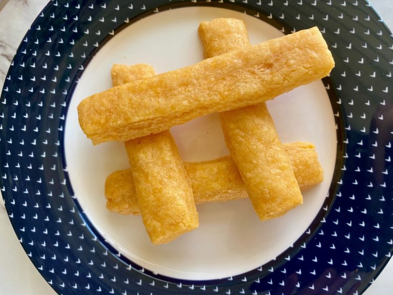 Spicy Unleavened Cheese Straws (with GF option)