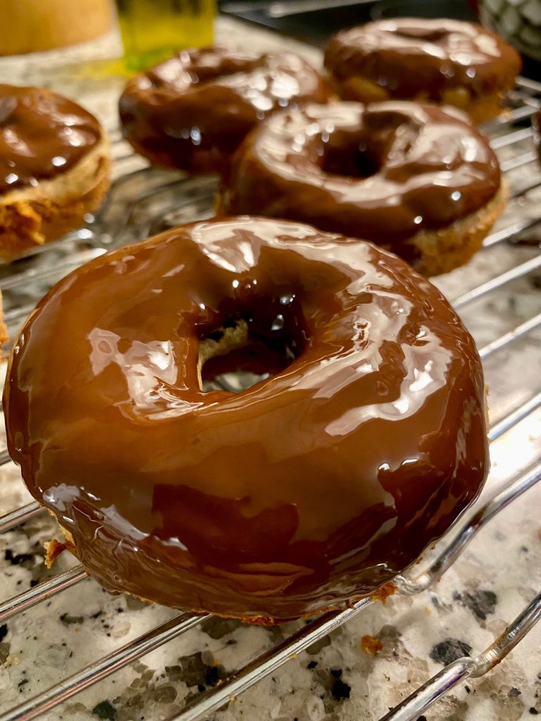 Gorgeous Glossy 10-Min Blueberry Glaze - The Toasted Pine Nut