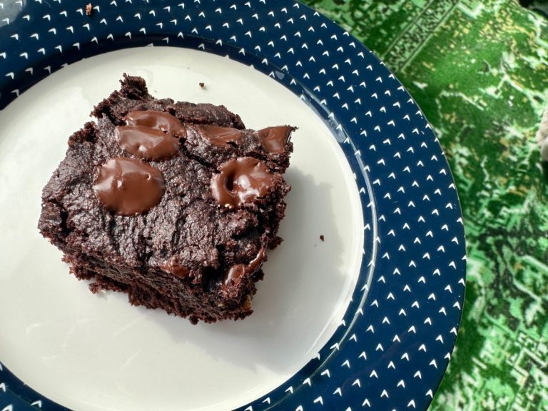 Indulgent-Yet-Healthy Fudgy Gluten-Free Brownies (GF, Vegan, Almond-Free)
