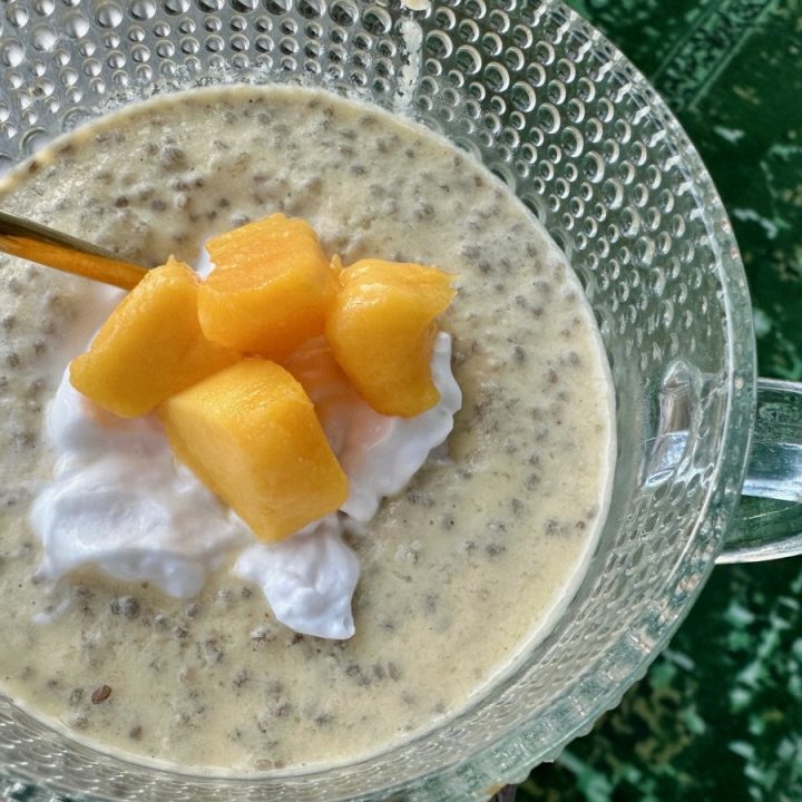 Easy Mango Chia Seed Pudding (Dairy-Free Option)