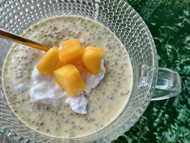 Easy Mango Chia Seed Pudding (Including a Dairy-Free Option)