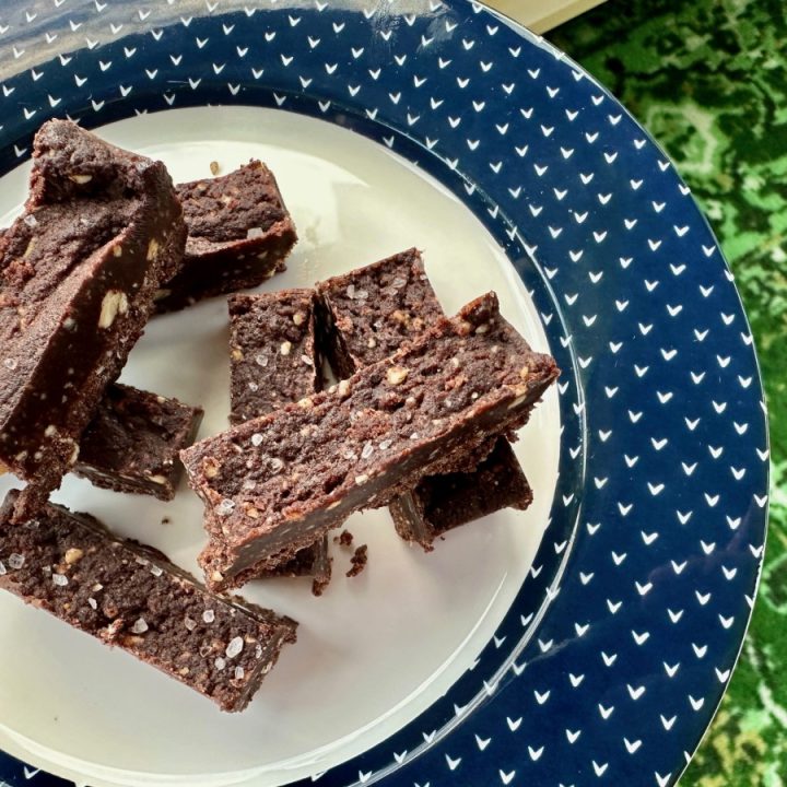 The Best Copycat Honey Mama's Recipe:  Peanut Butter Cup Truffle Fudge Bars