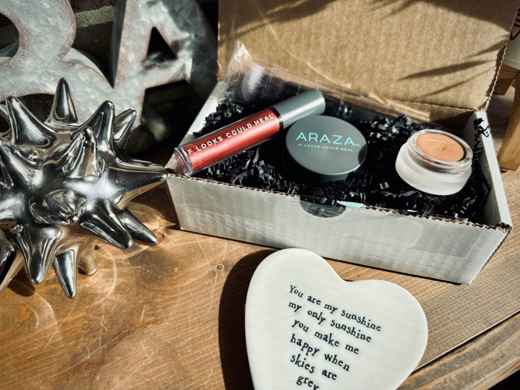 Why clean makeup is so important, & why Araza is my pick for the best non-toxic makeup brand
