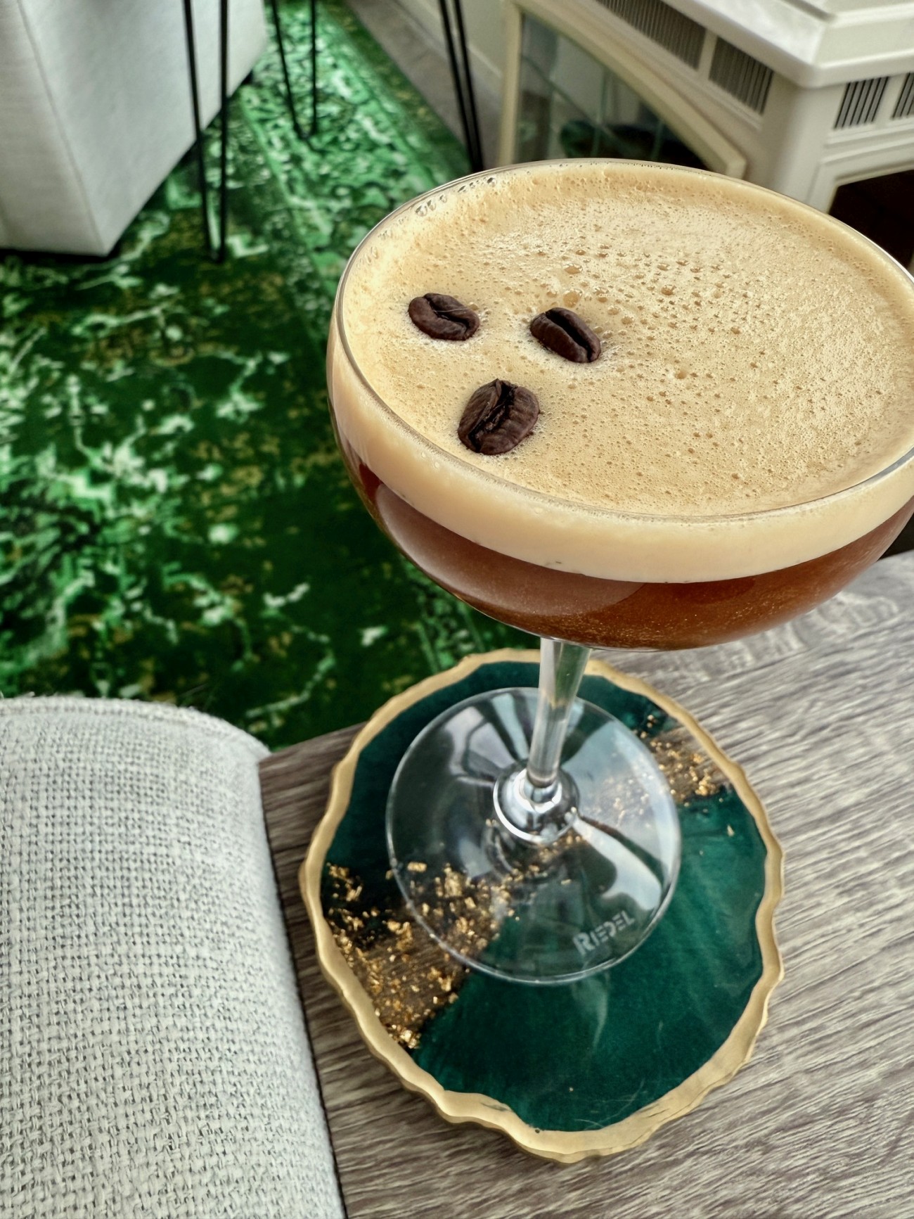 Fresh Mint Espresso Martini (a.k.a. "Shadow Daddy") | This mint espresso martini is a delicious twist on the classic for any cocktail lover. If you're an Empyrean Series or Fourth Wing fanatic (hello, #booktok), it's also an Onyx Storm cocktail inspired by Xaden Riorson...dark, bitter, a bit sweet, with a hint of mint and swirling gold flecks.