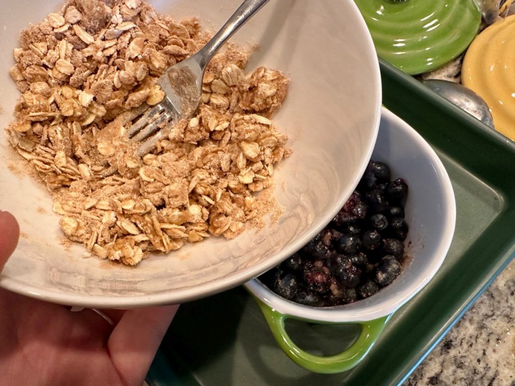 This delicious healthy blueberry crisp makes an awesome breakfast, feeling indulgent but still packed with antioxidants, low in sugar, and high in fiber!  