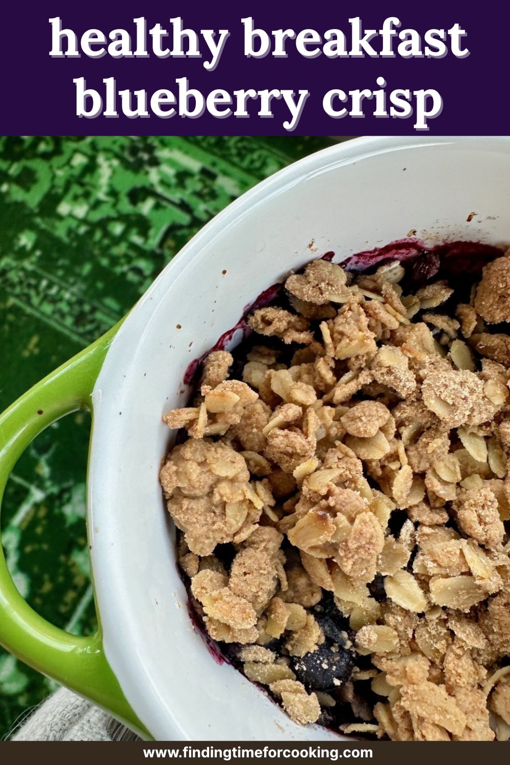 Healthy Breakfast Blueberry Crumble | This delicious healthy blueberry crisp makes an awesome breakfast, feeling indulgent but still packed with antioxidants, low in sugar, and high in fiber!  It's a great single-serving (or two-serving) blueberry crisp recipe that can be thrown together in a few minutes, the perfect way to use up those blueberries sitting in your fridge.  It can also easily be made gluten-free or vegan if desired. 