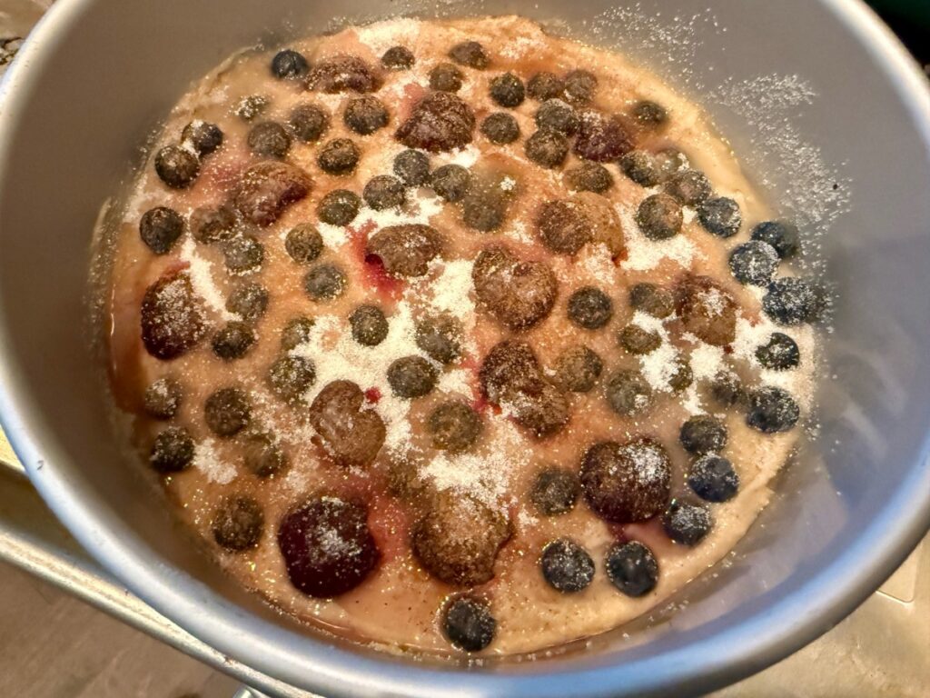 Making this summer berry cake is so easy, & a great make-ahead dessert