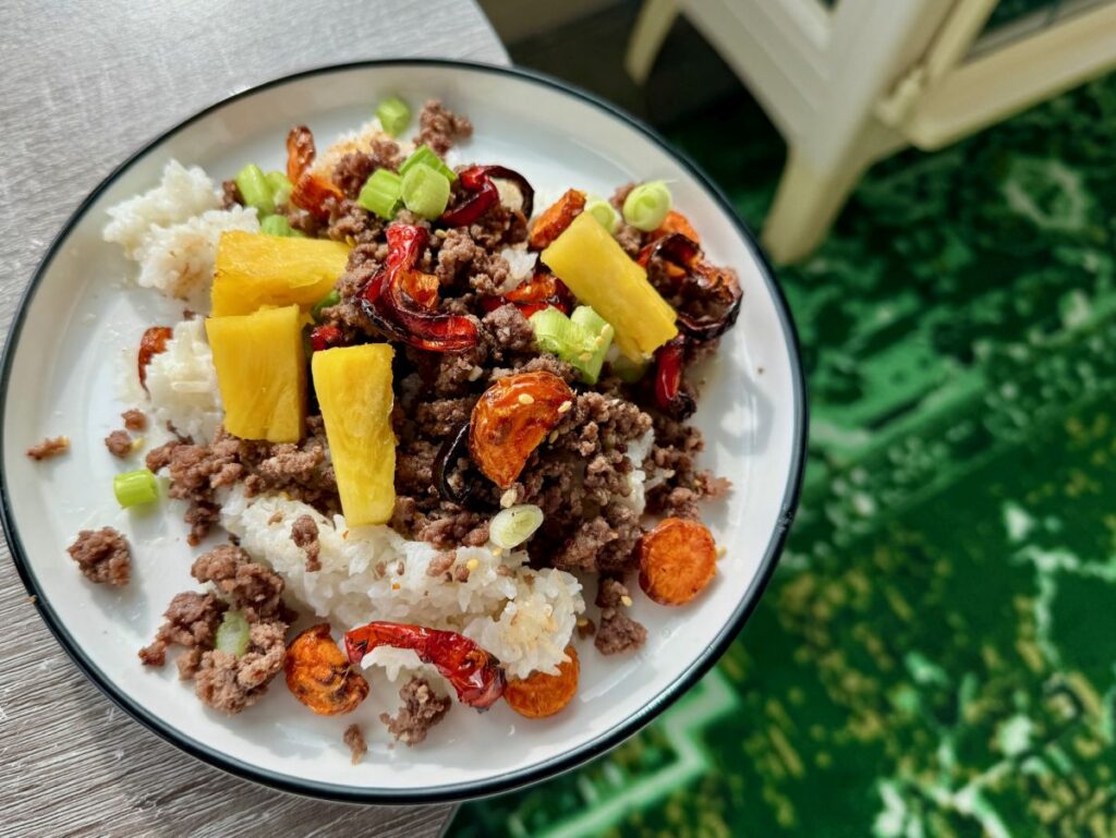 Pineapple & Honey Beef with Coconut Rice | This super easy pineapple honey beef is a perfect weeknight meal that everyone will love!  It's packed with flavor and SO easy to make...15 minutes and you have a meal on the table.  I love pairing it with a fragrant coconut rice and some veggies for a delicious, healthy meal!  Easy dinner recipes, high protein meals, fast dinner recipes. #dinnerrecipe #easymeal #weeknightmeal 