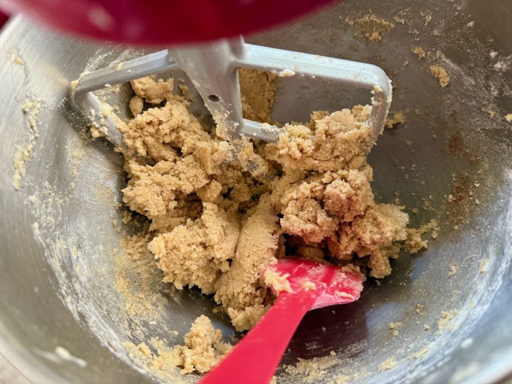 this hazelnut linzer cookie dough is super easy to whip up