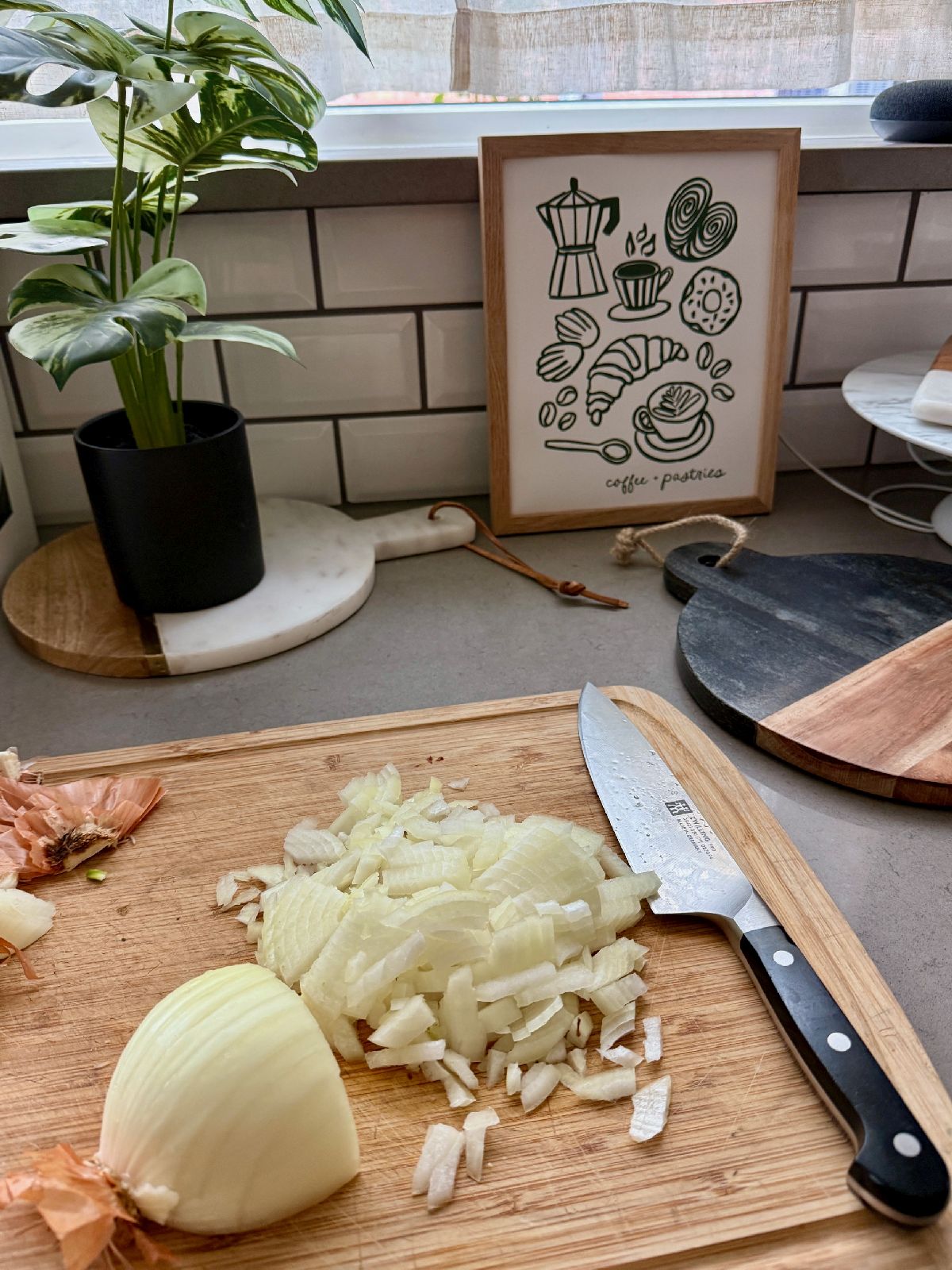 How to Make the Viral Turkish Beef Pasta | This delicious and super easy Turkish beef pasta has echoes of the traditional dish manti (tiny stuffed pastas) and has gone viral on Tiktok.  It's not hard to see why...it's ready in less than 30 minutes, feels indulgent but is fairly healthy, and is a total crowdpleaser!  An easy weeknight meal, 30 minute meal, healthy dinner recipe. 
