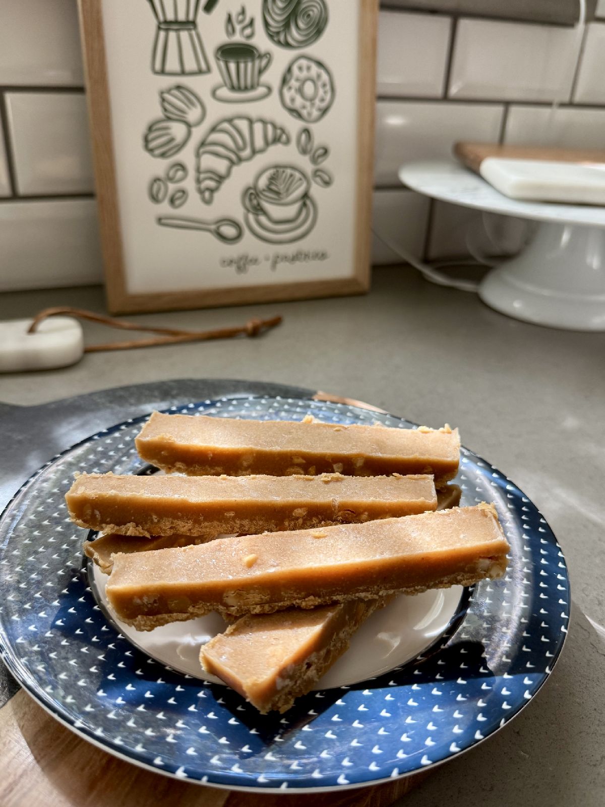 How to make a copycat version of Honey Mama's Peanut Butter Cookie Bar