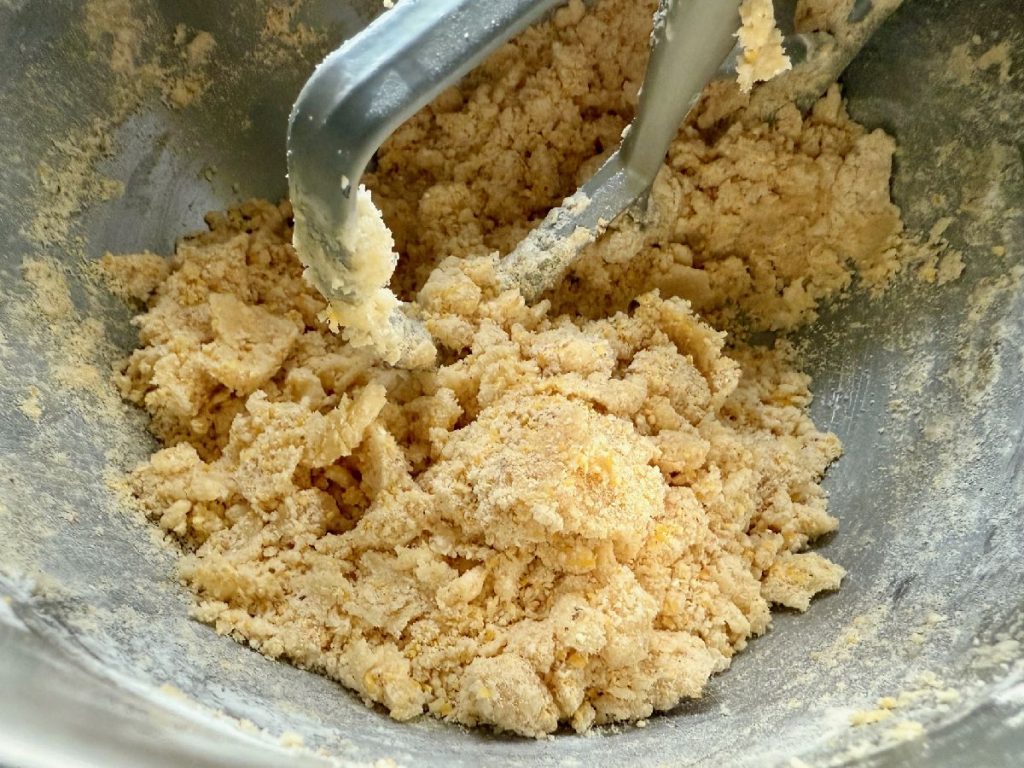 how to make the best toasted cornmeal & salted honey shortbread