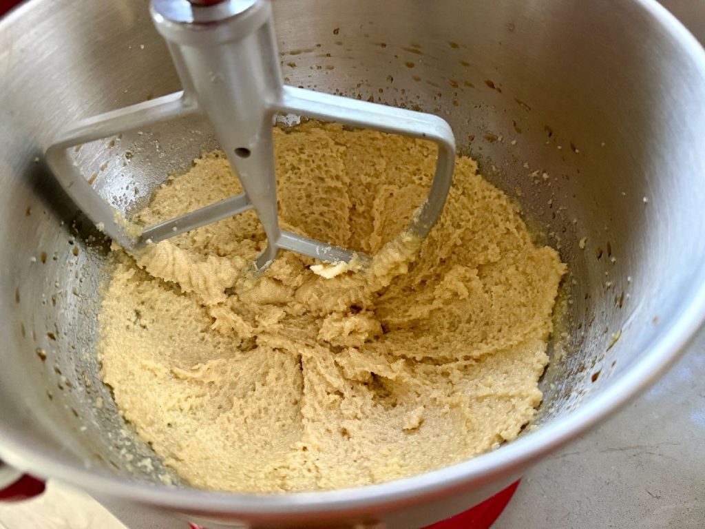 how to make cinnamon snacking cake