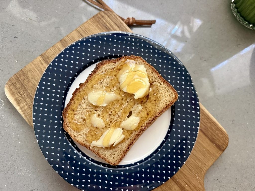 This gluten-free sandwich bread is the best I've ever made...it's incredibly soft and squishy, and sturdy enough to make sandwiches. It's super easy to make, stays soft for days, and will finally let GF people have normal, delicious sandwiches and toast! No fancy techniques, only a few minutes of hands-on time. #gf #glutenfree #sandwichbread