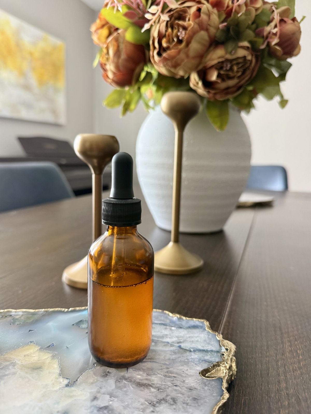 This DIY face oil is super easy, made with clean organic ingredients you can easily source, and it gives give you a non-toxic homemade moisturizer that makes your skin feel amazing!  
